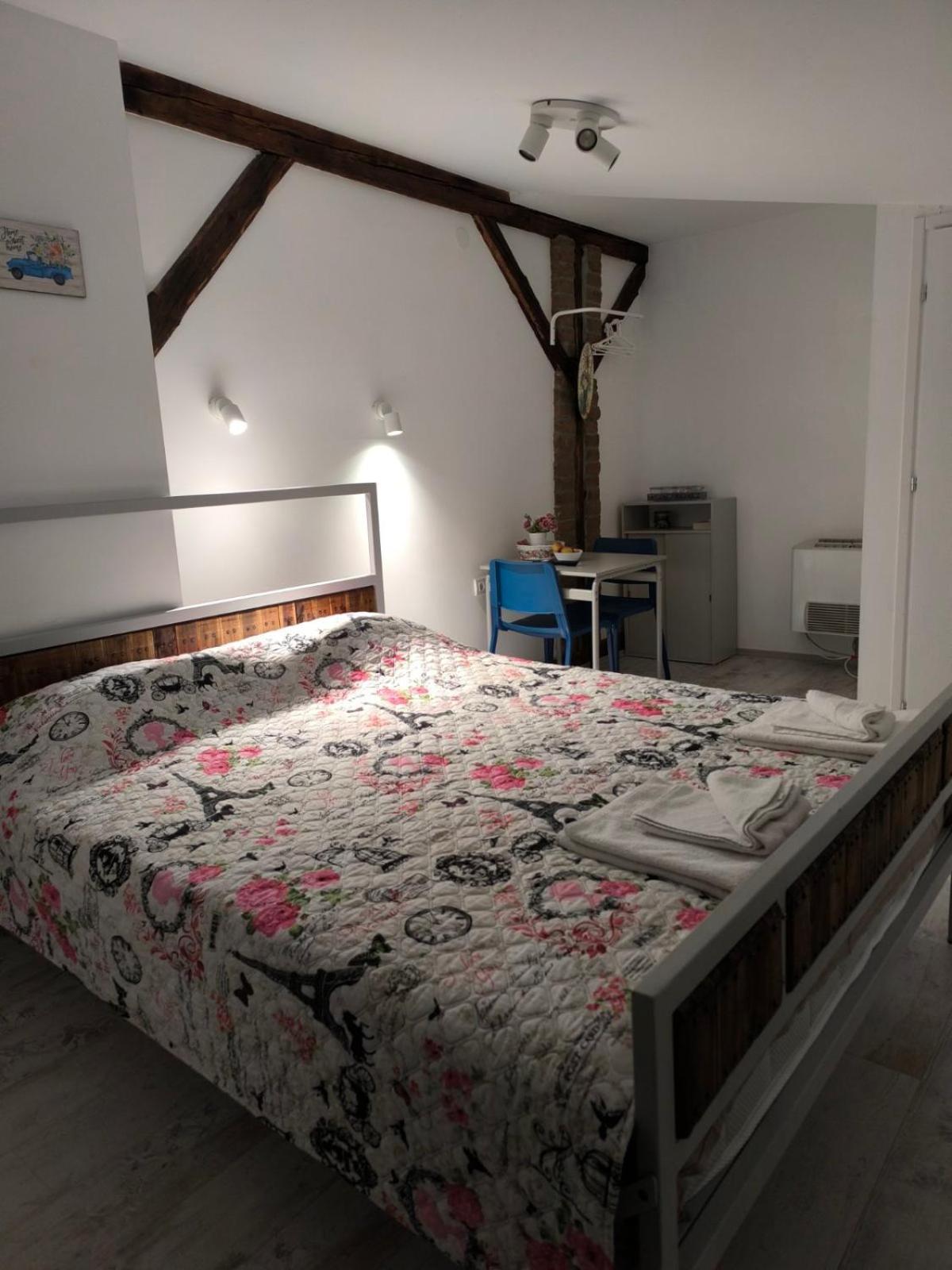Apartment By The River Ni Εξωτερικό φωτογραφία