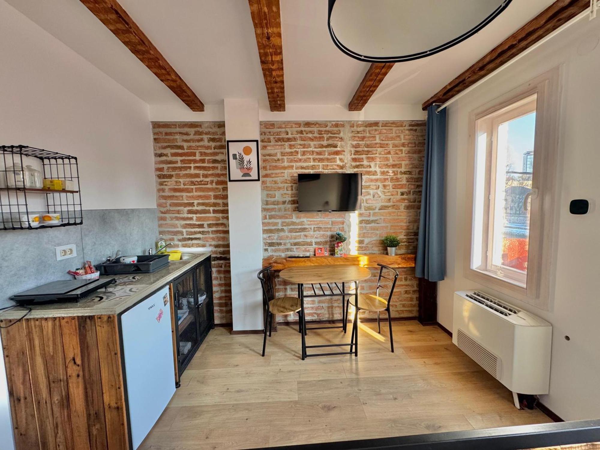 Apartment By The River Ni Εξωτερικό φωτογραφία