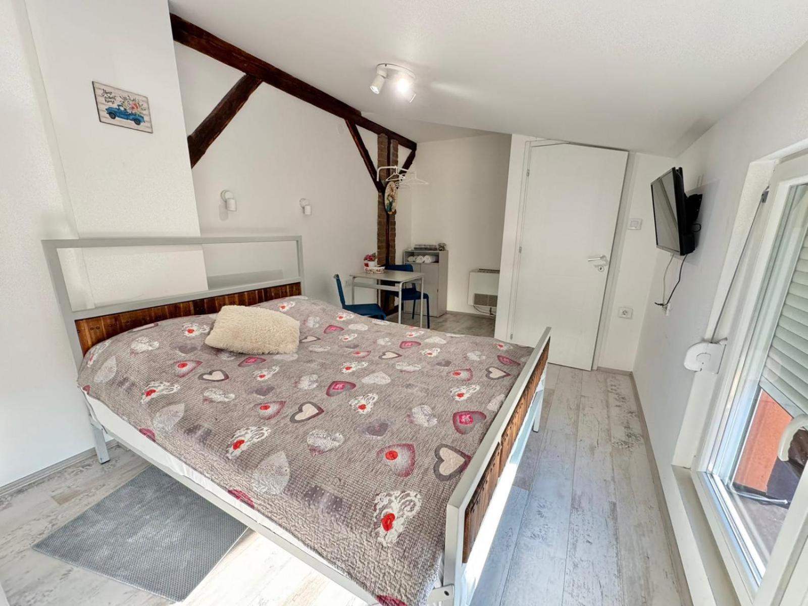 Apartment By The River Ni Εξωτερικό φωτογραφία