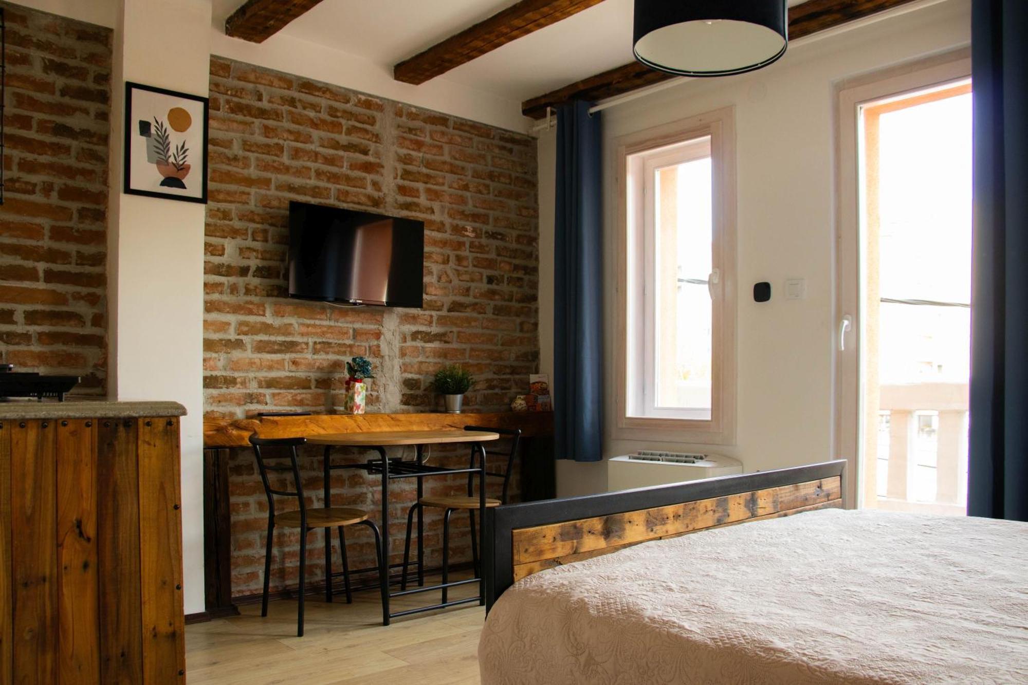 Apartment By The River Ni Εξωτερικό φωτογραφία